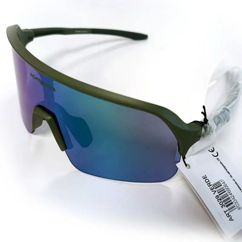 728229